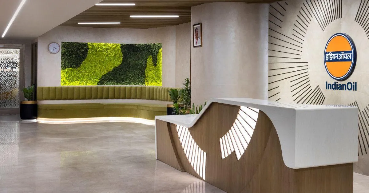 Moss walls require little maintenance and upkeep and act as great air purifiers to filter out volatile organic compounds,