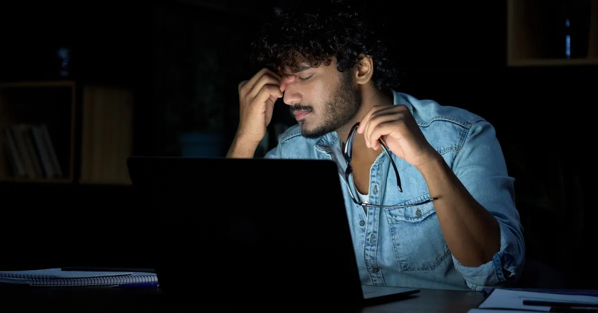 Constant exposure to distressing headlines can lead to digital fatigue, anxiety, and emotional burnout — a common effect of doom-scrolling.