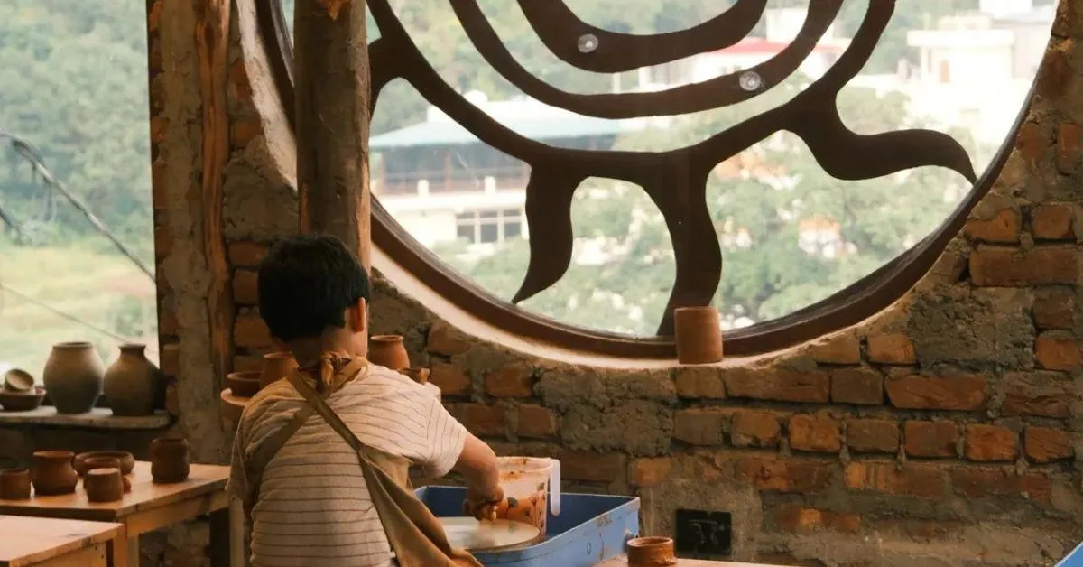There are numerous pottery courses for children at Rishikesh Pottery Studio in Tapovan, 
