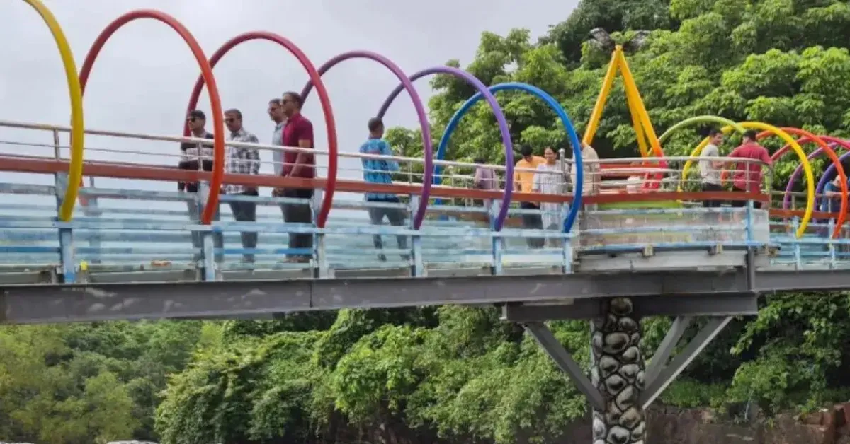 Maharashtra's first-ever glass skywalk is a breathtaking mix of engineering and nature; Picture source: Outlook Traveller