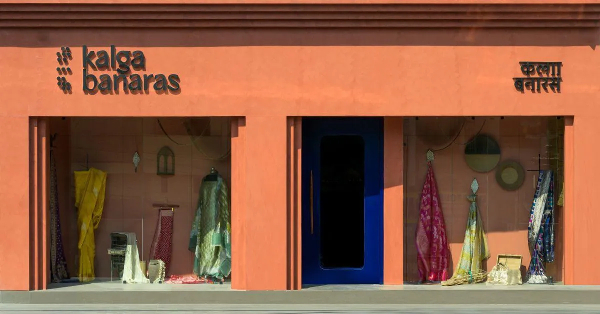 Kalga Banaras houses an heirloom collection of sarees while also being a reminder that mud can be beautiful too. 
