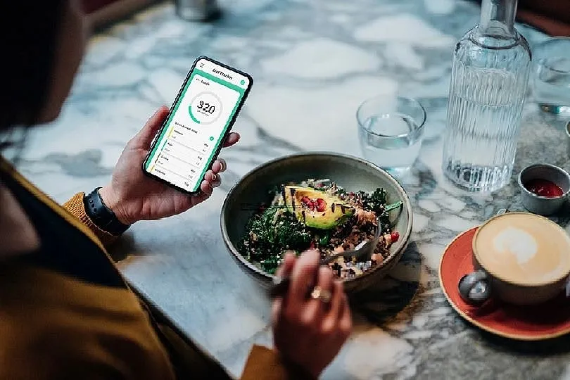 There's growing concern from experts about the constant focus on counting calories. Image: Getty 