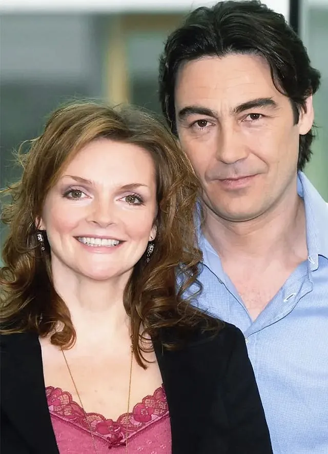 Detective inspector at Scotland Yard. played by Nathaniel Parker  is paired with Detective Sergeant Barbara Havers played Sharon Small in the TV show based on Elizabeth George's novels. Image: IMDb.com  