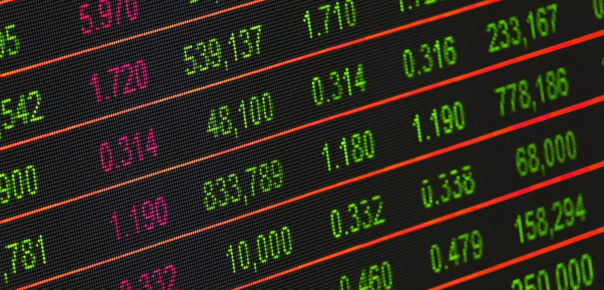 Within equities, you can diversify across large cap stocks and midcap stocks or across actively managed mutual funds and index funds. Image: Pexels 