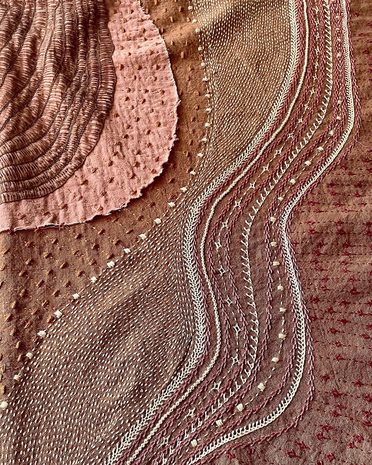 Inspired by the rock formations found near the Kadiya Dhro village near the Kutch region 