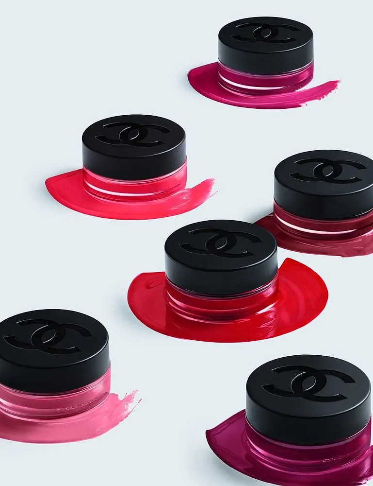 Chanel N°1 De Chanel Lip and Cheek Balm₹3,450Shop hereThis balm instantly perks up your complexion, and if you have dry skin, it is your best friend. The red camellia oil plumps the skin and maintains its barrier function, and the light, airy pigments leave you with a rosier look. You can finger-paint this product on, just tap it onto the areas of the skin you want to tie together, like your cheeks, lips and eyelids. 