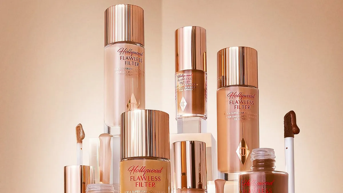 Charlotte Tilbury Hollywood Flawless Filter₹4,000Shop hereThis product is a mash-up between a concealer, primer and highlighter. It provides sheer coverage, preps the skin for foundation and brightens up the high points of the face, all at once. If you have oily skin that is prone to breakouts, you need a formula that is not cakey, greasy or settles into pores or pits. This (thanks to finely milled powders that blur the appearance of pores) gives you a dewy luminosity that’ll make your foundation and concealer do their job that much better. 