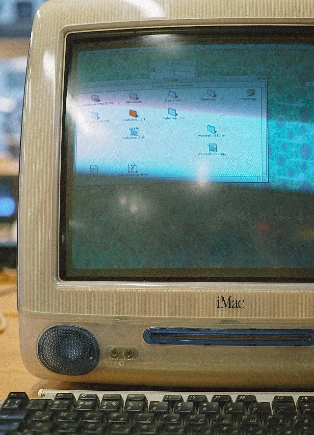 Antiquated PCs—bulky, beige boxes that needed dial-up connections to link to the Internet—are now collector’s items. Image: Pexels 