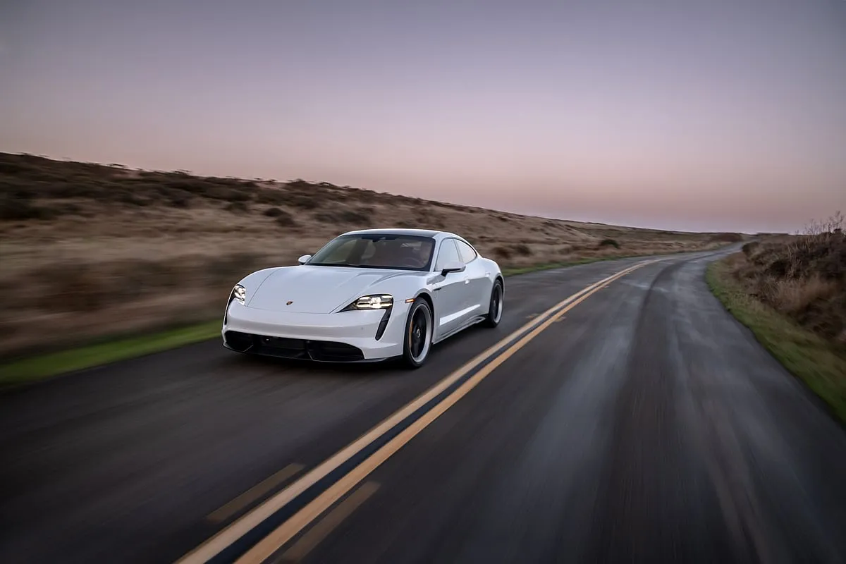 Porsche Taycan (₹ 1.5 crore to ₹ 2.31 crore) – This Porsche sits squarely against the other offering from the VW Group, the Audi e-trons. What’s different about the Taycan is that you get a choice of batteries, depending on how much cash you’re willing to part with. You can either get yourself a modest 79.2kWh battery or a 93.4kWh one. Given that this is a Porsche, obviously the focus is on power and performance. You can choose a range of outputs–408bhp, 530hp, 571hp, 680hp and 761hp. The Germans say that no matter which of the Taycans you drive home, you’re looking at a 450km range and then some. Inside the car, you might think you’re in a multiplex, thanks to a quartet of touchscreens. A 16.8-inch instrument panel, 10.9-inch infotainment screen, an 8.4-inch screen for the climate control functions and an optional 10.9-inch screen for the front passenger. Not bad at all! 