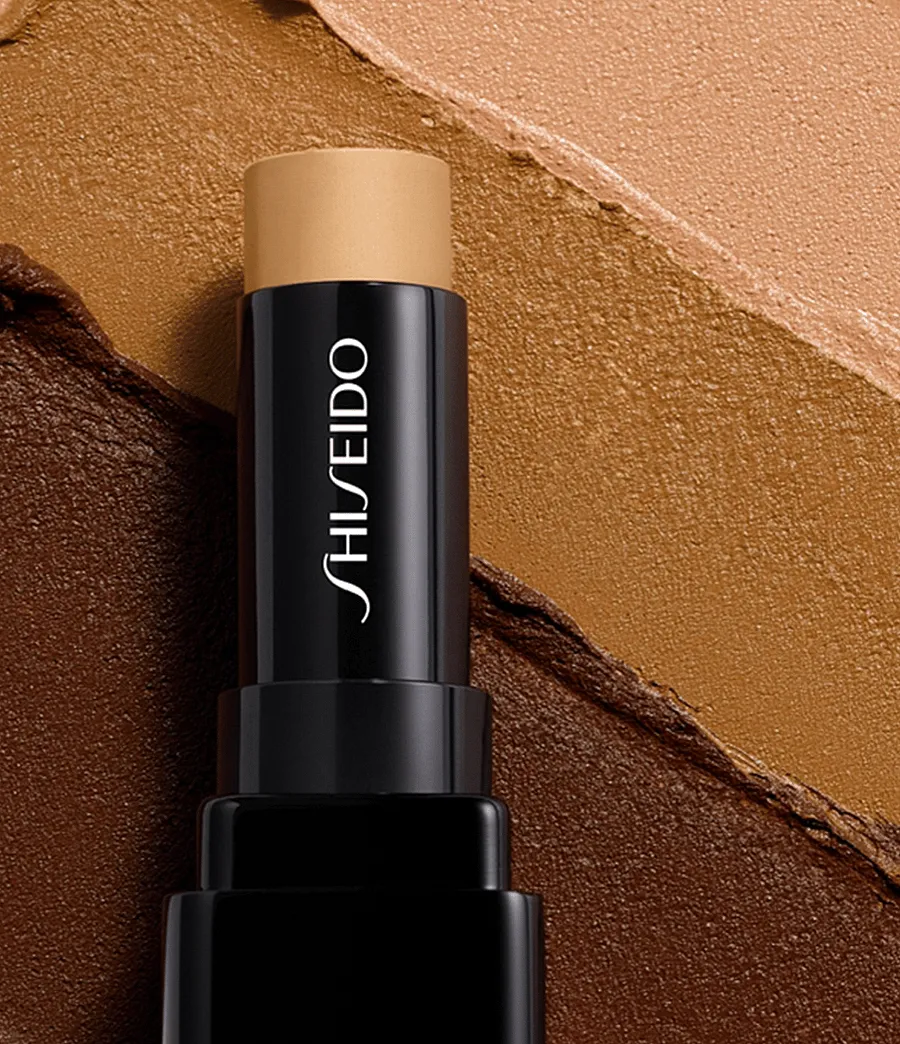 Shiseido Syncro Skin Correcting Gelstick Concealer₹3,100Shop hereThis creamy blend of three gels—and super bio-hyaluronic acid—ensures that this formula gives you slow-release hydration through the day. Enriched with a protective polymer and silk protein, it delivers an airbrushed finish that will make even the peskiest of pimples or the worst dark circles disappear instantly. 