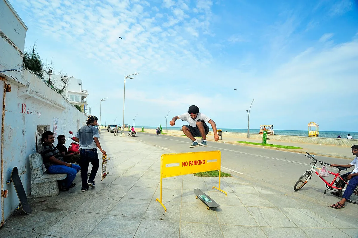 Kadhir doing the Hippie Jump 