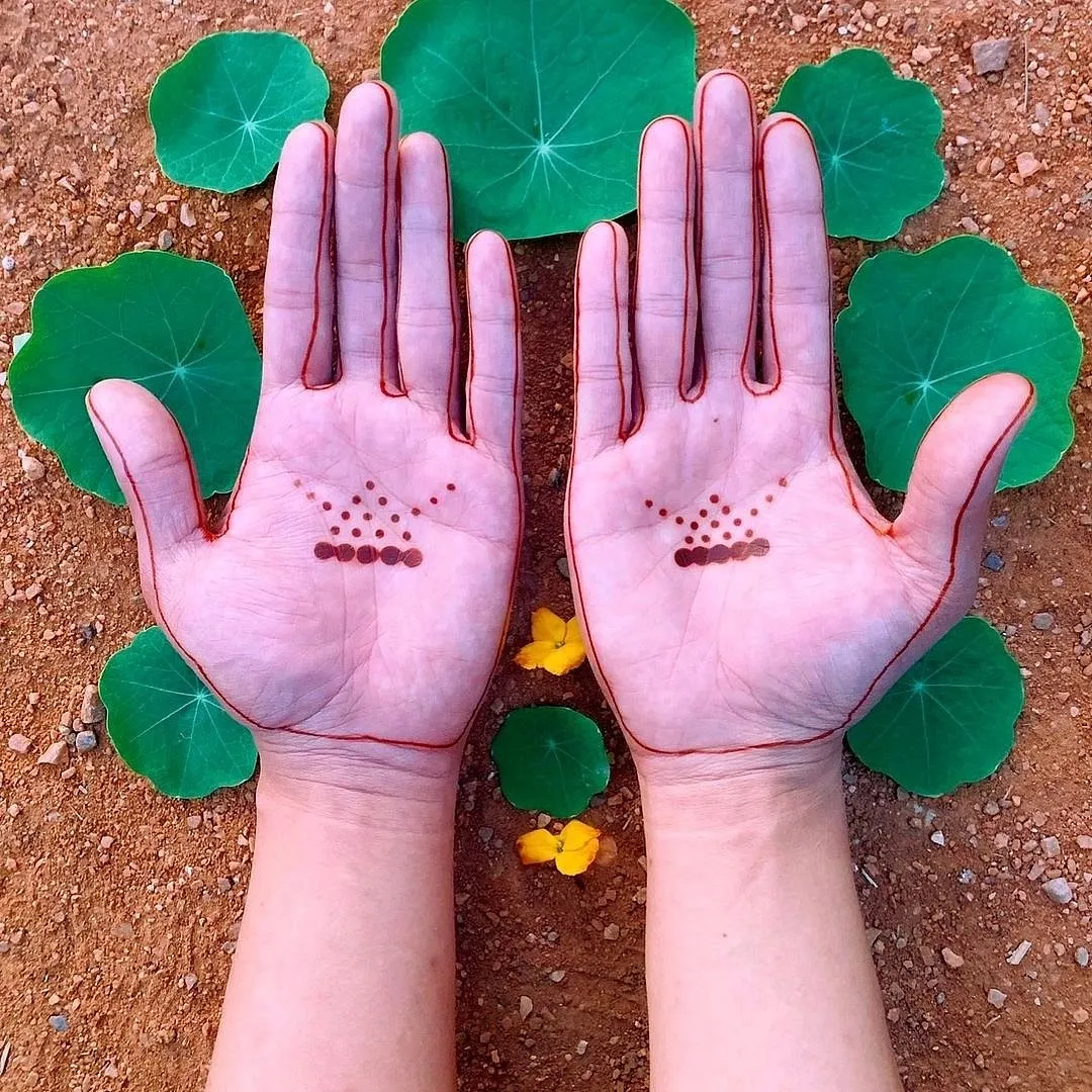 Prabhleen Kaur went from being @thesologirl to “that mehendi girl” after her unique henna art gained popularity on social media 