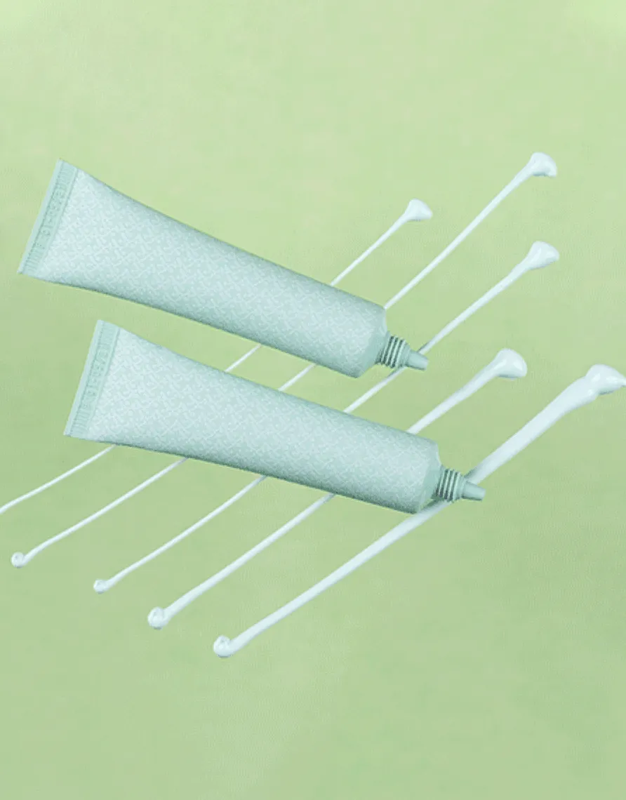 Kay Beauty Colour Correcting Primer - GreenShop here₹649Kay Beauty’s primers are available in a whole host of colours, and all of them do something different—some brighten, some lift and some hide dark circles. This one—infused with avocado butter to hydrate and mango butter to soften your skin—has a green tinge that covers redness, especially on the cheeks, the sides of the nose and near the eyes. If you have red zits and post-acne scars, layering a little bit of this primer before putting on a concealer will ensure that you do the best cover-up job. 