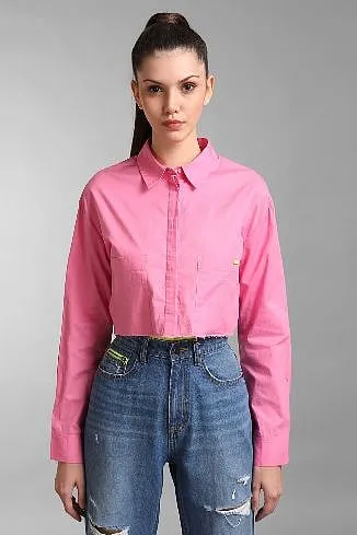 Athleisure label KZ07 latest collection incorporates  a lot of pink  