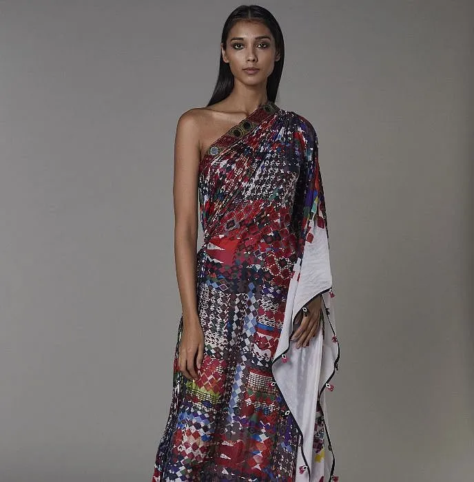 “Kaftans have come a long way from just an oversized cover-up to evolving into a glitzy, chic, must-have silhouette,” says Saaksha Bhat 