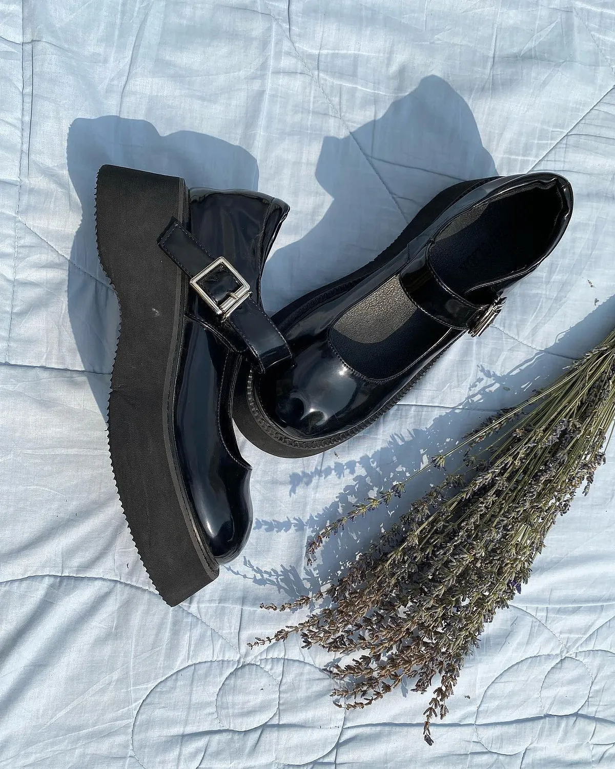 Lulu Thrift:Although this Instagram shop offers more feminine outfits and silhouettes, you’ll find a host of party dresses along with oversized sweatshirts that will appeal to millennials and Gen-Zs. With over 27,000 followers, you’ll have to play ‘fastest finger first’ to grab some of their trendy finds, like platform Mary-Jane shoes or classic denim shorts.Instagram: @lulu_thrift_ 