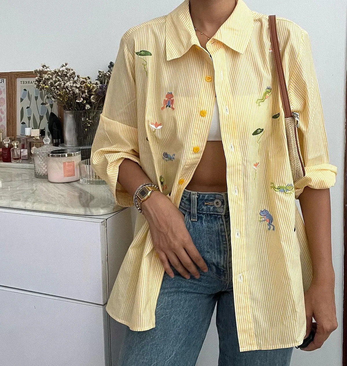 Rerunn:Need a cute shirt to go and run your errands? Or a midi dress to wear for your brunch date? Rerunn’s handpicked casuals, especially their patchwork shirts, are perfect for everyday wear, without digging a hole in your pocket and minus the guilt of buying from a fast fashion brand. But make sure to keep an eye out for their drops as most of their basics get sold out pretty fast.Instagram: @rerun.n 