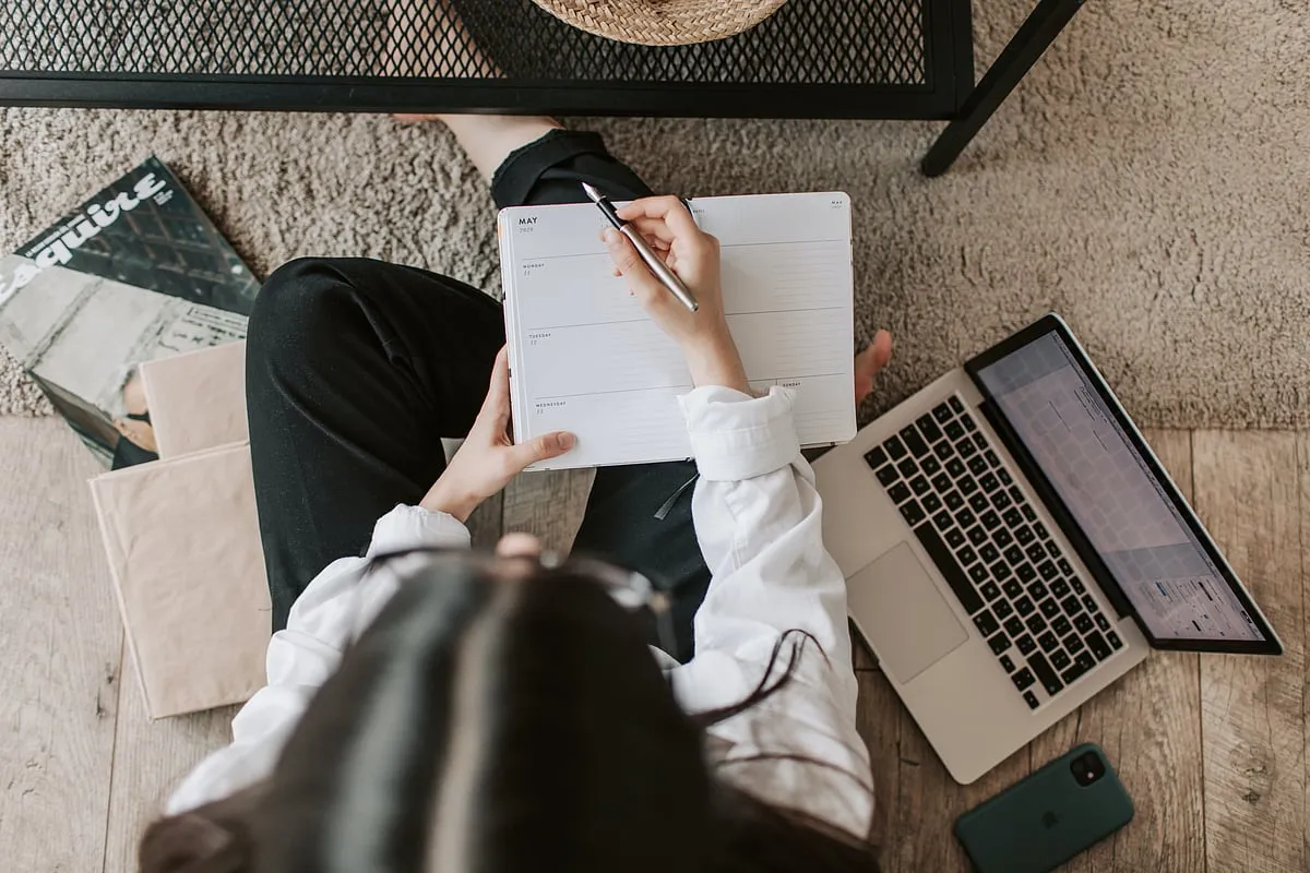 When you are putting money away through SIPs, it automatically makes you think in detail about your expenses. What is the difference between my income, expenses and savings, say experts. Image: Pexels 