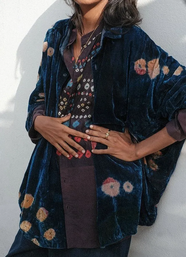 For Autumn/Winter 2022, the brand has   delved into the techniques of hand-painting and bandhani together  DAVID MOURATO