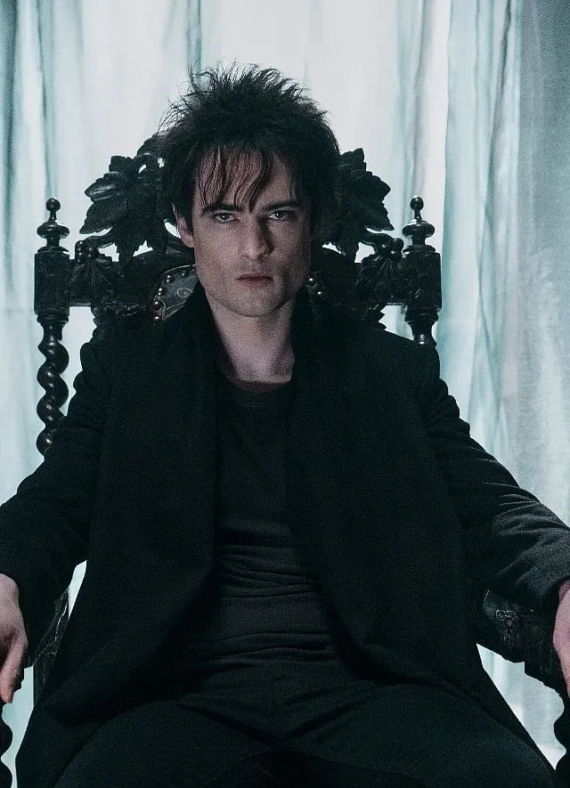 The first season of The Sandman on Netflix has 10 episodes that tells the stories of The Sandman comics, Preludes & Nocturnes and The Doll’s House 