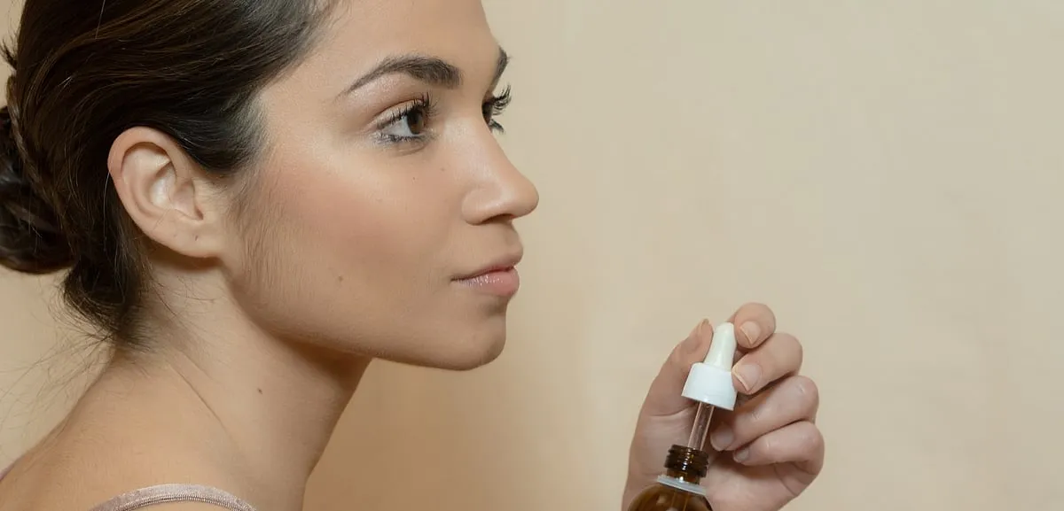 Many patients buy chemical peels with acid concentrations of 30 per cent or more, and then attempt to self-treat, which can cause scars and burns. Photo: Pexels 