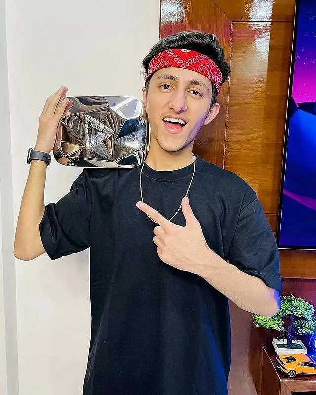 A_S GamingOne of the fastest upcoming gaming channels on YouTube with an almost 19 million follower count, A_S Gaming is run by Sahil Rana. Rising to popularity in 2020 with his factory challenges mostly on Garena Free Fire–a free-to-play Battle Royale–he now has, over the years, diversified to Grand Theft Auto V, a clear favourite among gaming streamers, Minecraft and more. While A_S Gaming is his main channel, Rana streams under A_S Shorts and A_S Highlights, all growing in following. Additionally, he is active on Instagram too, leveraging the power of reels to grow his game streaming empire. 