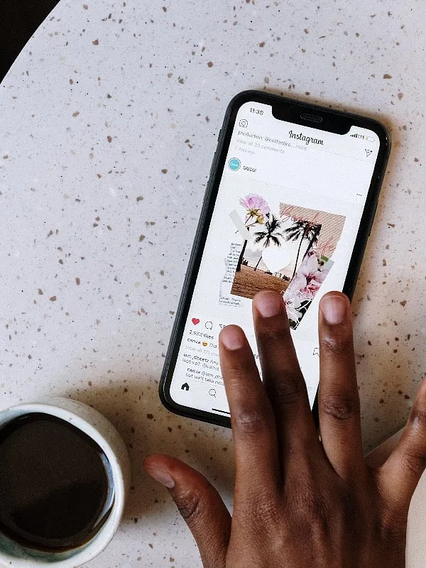 Today, influencer management is a complete industry in itself, which involves working with content creators for brands, and with brands for content creators. Photo: Pexels 
