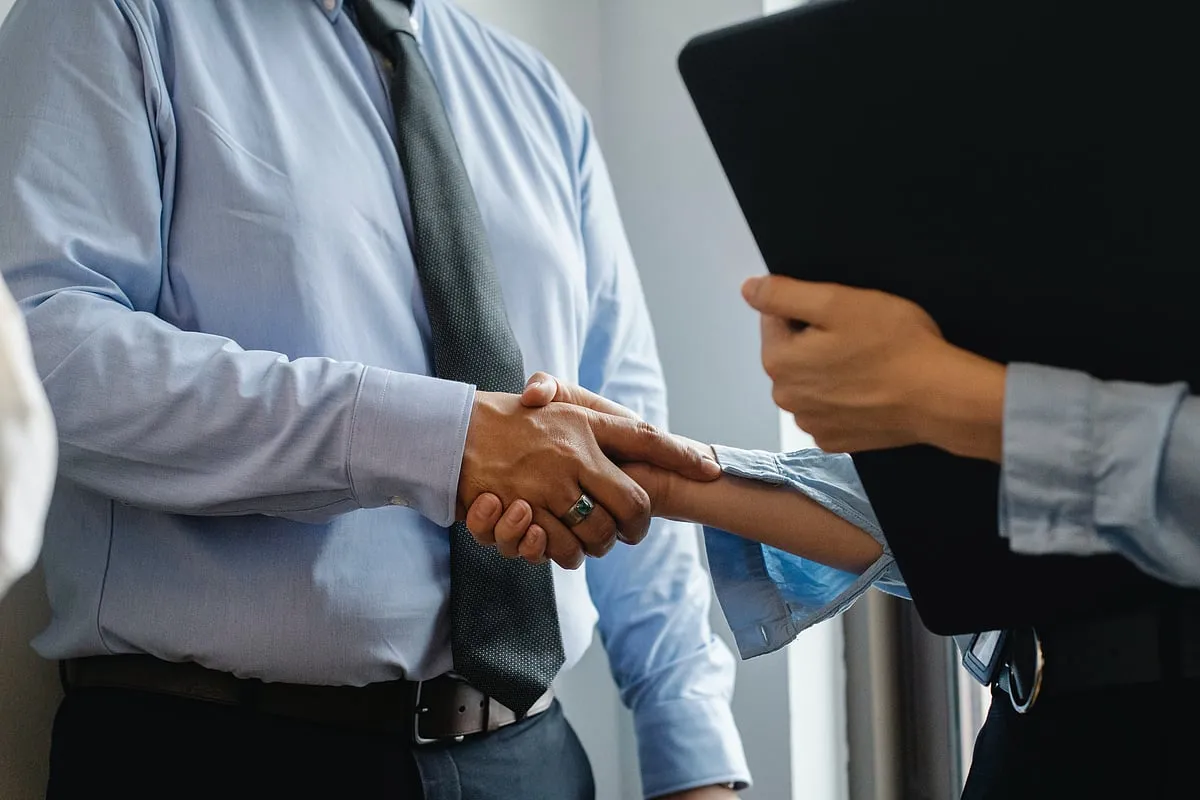 Typically, work assignments for leadership coaches take over six-eight months with monthly or fortnightly meetings that last for 45 minutes to an hour. Image: Pexels 
