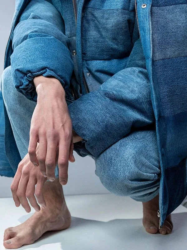 The content that crowds our social media feeds often makes it seem like the only outcome of upcycling is an entirely different, out-of-the-box outfit. Image: Pexels 