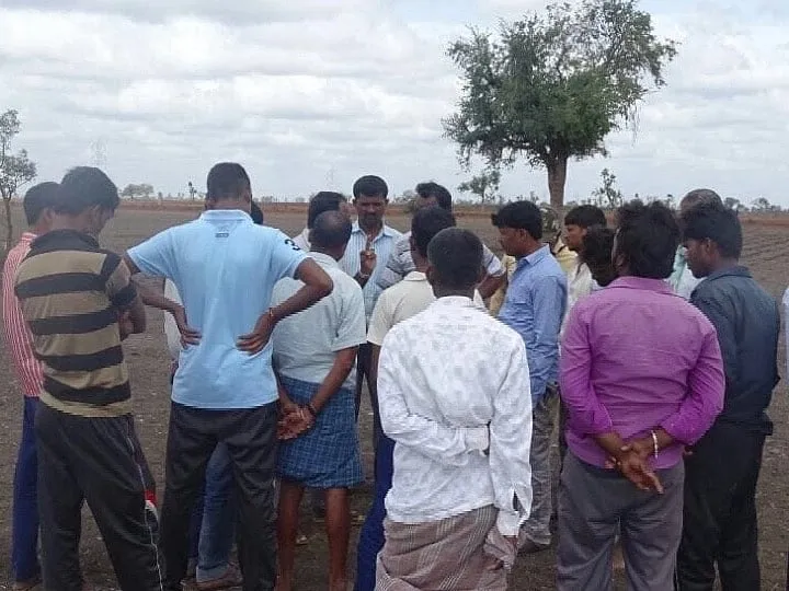 Volunteers at a village in Rajasthan. Image: Hitesh K. Yadav 