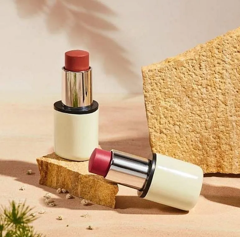 With a combination of naturally and ethically sourced ingredients and sustainable packaging, the intention is to offer an aesthetically pleasing luxury experience, without the guilt and compromise.  