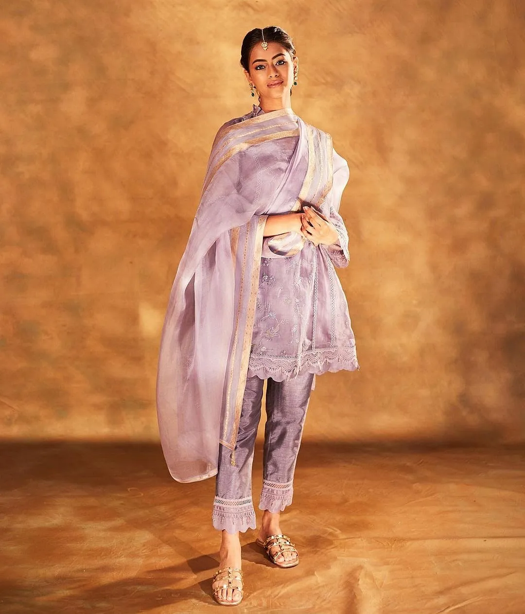 BunkaIt’s never a bad idea to invest in timeless traditional pieces that won’t quickly become irrelevant and Bunka has many such styles to offer. The label’s new collection is dominated by elegant, embroidered chanderi kurtas which come in hues both bright and subdued. Bunka.in 