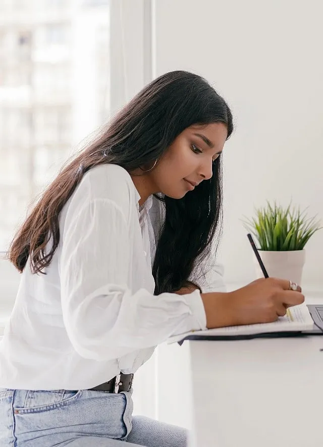 While taking a sabbatical may still sound like a luxury to most, experts say that the right amount of financial planning could help you take that plunge. Image: Pexels 