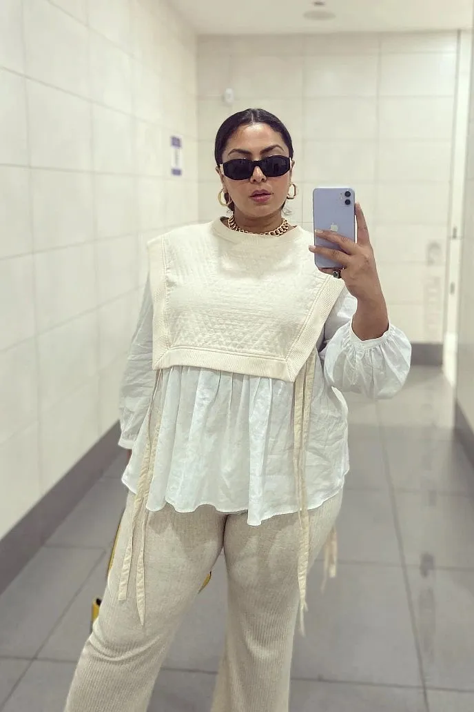 Nitya Arora in Matrix-style sunglasses that were made popular in early 2000s. Image: Instagram.com/nitya.arora 