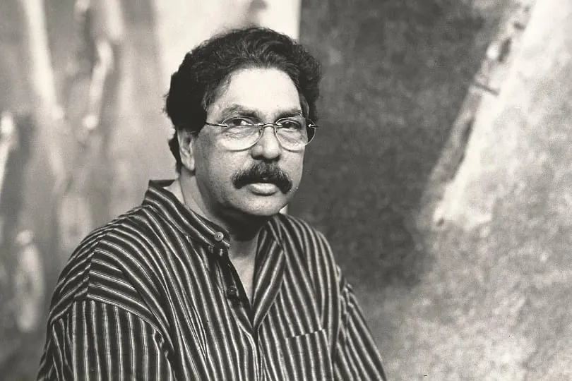 Yusuf Arakkal's Ganga series is more concerned with portraying the harmony between cultures; the jagged and charcoal-laden brush strokes seem to convey the sparks that fly amidst it all. Image: Facebook 
