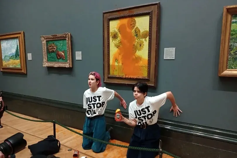 Earlier this month, the directors of 100 galleries of high-profile institutions came forward to warn climate protestors against “underestimating the fragility” of the artworks they’ve been targeting. Image: Pexels 