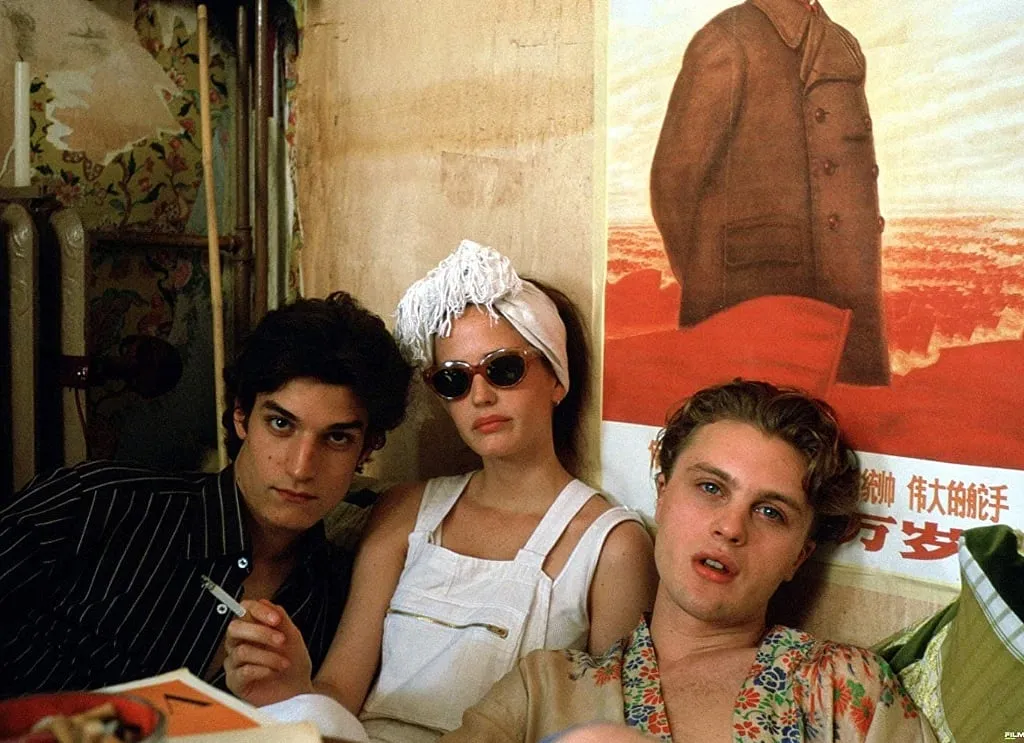 Have we reached the terminus of the redundant “singles” and “couples” dichotomy? Pictured here: The Dreamers (2003) 