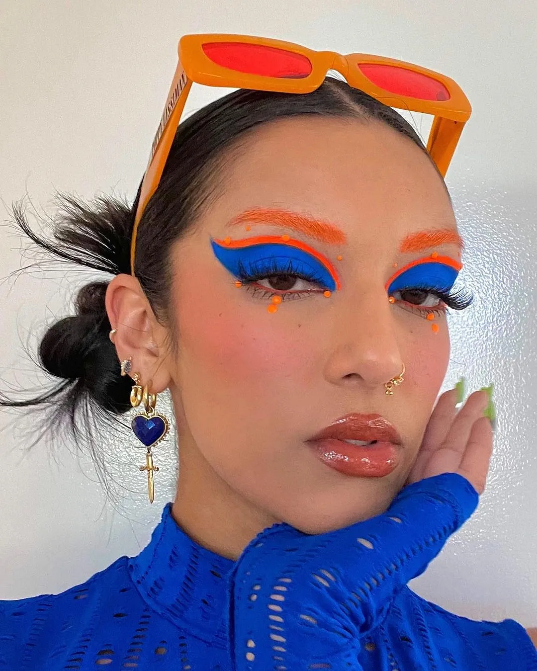 “Through influencers, people see non-celebrities wearing editorial make-up, which leaves them majorly influenced,” believes Savleen Manchanda. Image: Instagram.com/rowisingh 