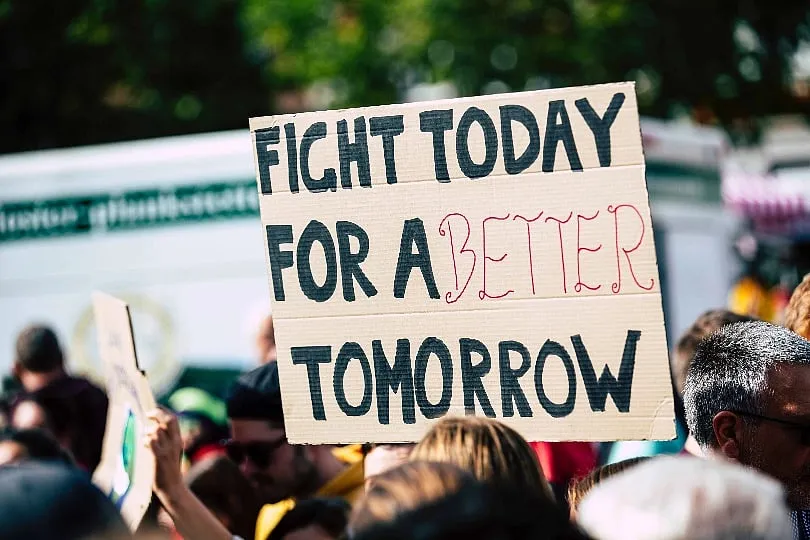“What is worth more? Art or life? Is it worth more than food? Worth more than justice? Are you more concerned about the protection of a painting or the protection of our planet and people?” shouted the protesters from Just Stop Oil after the attack on Van Gogh’s ‘Sunflowers’. Image: Pexels 