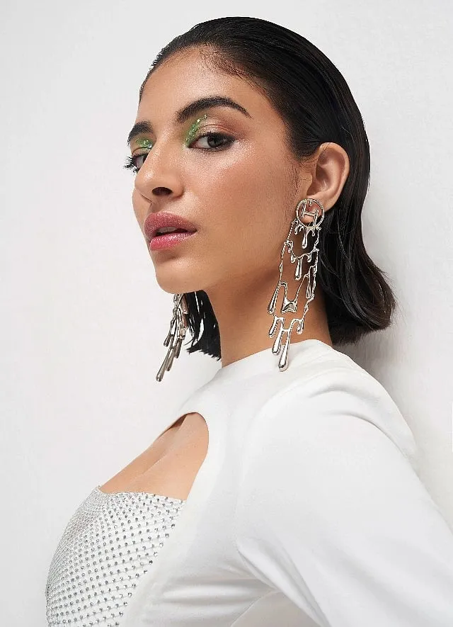 Outhouse's recently launched ‘Drip Oh’ collection mixes the ‘Oh’ monogram by converting it into wearable art with a dose of dopamine 