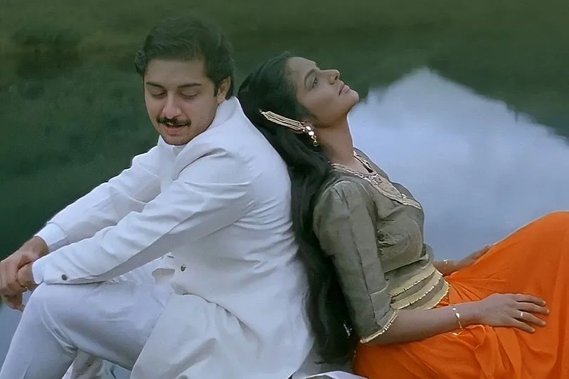 Even a film as universally revered as Mani Ratnam’s critical darling Roja (1992) has been criticised for its coarse treatment of the incredibly nuanced subject matter (growing militancy among the civilians in Kashmir.) 