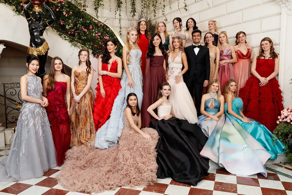  Harakh was the official jeweller of Le Bal Paris in 2019 