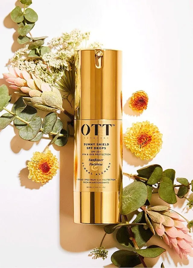 Sachi Mittal recommends picking chemical sunscreens that have more nourishing and natural ingredients like green tea extract, watermelon extract, aloe vera and Cica 