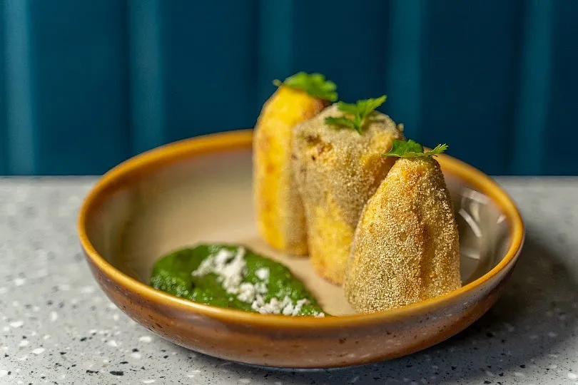 A reinvented version of the Bharli Keli or stuffed banana. 