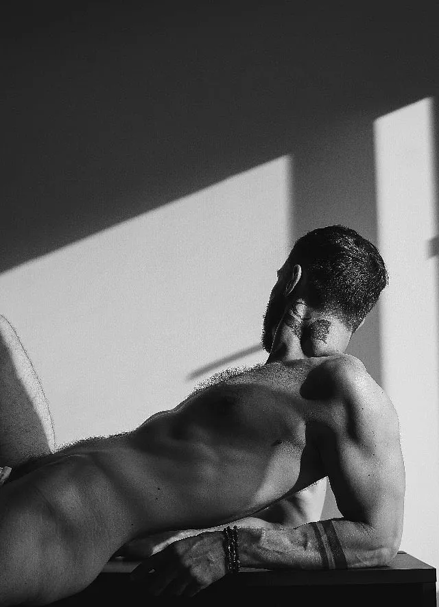 Traditionally, Indian men have invested very little in maintaining intimate hygiene. Image: Pexels 