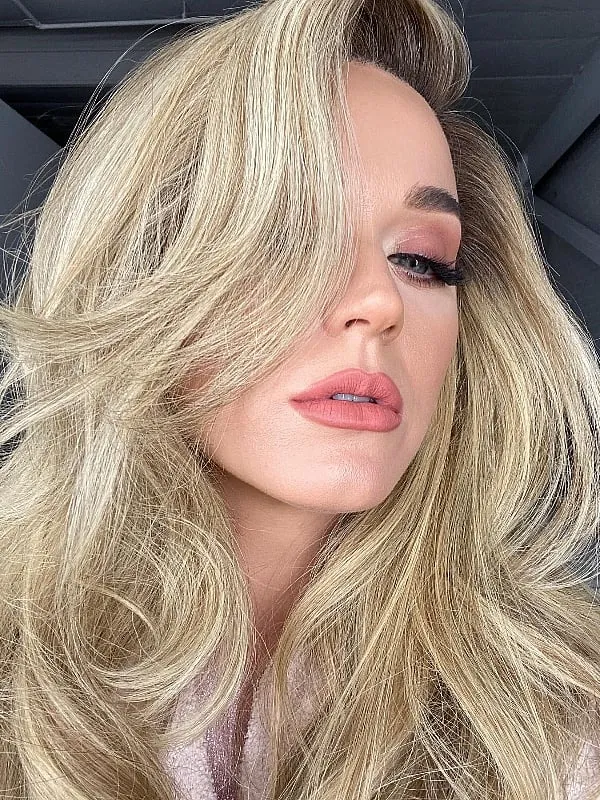 A semi-permanent colour simply coats the outer layer of the hair shaft to refresh existing colour or to tone your dull and faded hair colour’s gloss and shine, says Kanta Motwani. Image: Instagram.com/katyperry 
