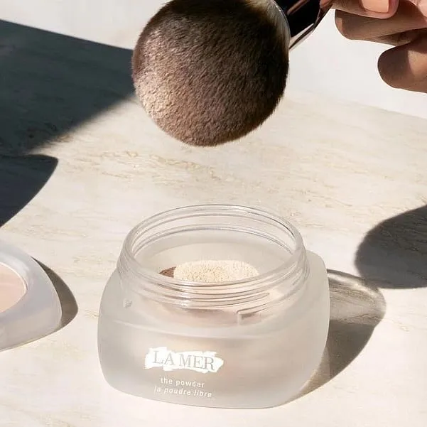 The Powder, La MerAmerican make-up artist Nam Vo swears by this La Mer loose powder to achieve her signature “dewy dumpling” look, owing to its hydration-boosting properties. This one comprises a patented blend namely ‘Miracle Broth’, which includes sea kelp, vitamins, minerals and other botanical ingredients to nourish the skin while the formulation encourages the make-up to stay put. It also leaves behind a luxurious, skin-enriching finish.Priced at ₹8,400 approximatelyShop here 
