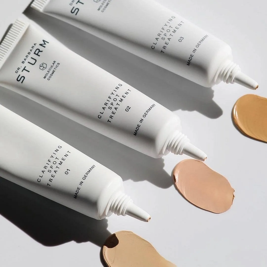 Clarifying Spot Treatment Untinted, Dr. Barbara SturmWith a rich complex of ingredients like tea tree oil, butylene glycol, zinc oxides and Maclura cochinchinensis (a green shrub that helps with acne), this clear gel-based treatment not only treats acne but also provides relief against itchiness, dryness and flaking skin. What makes this product stand out from the rest is that it comes in eight shades (besides the translucent one), promoting its wearability even when you’re stepping out with make-up.Priced at ₹4,840Shop hereImage: Instagram.com/drbarbarasturm 