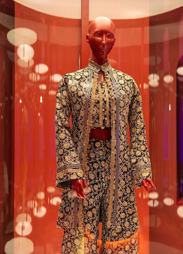 The inaugural event will also feature a fashion exhibit, India in Fashion: The Impact of Indian Dress and Textiles on the Fashionable Imagination—opening on 1st April, curated by fashion journalist Hamish Bowles  MITSUN SONI