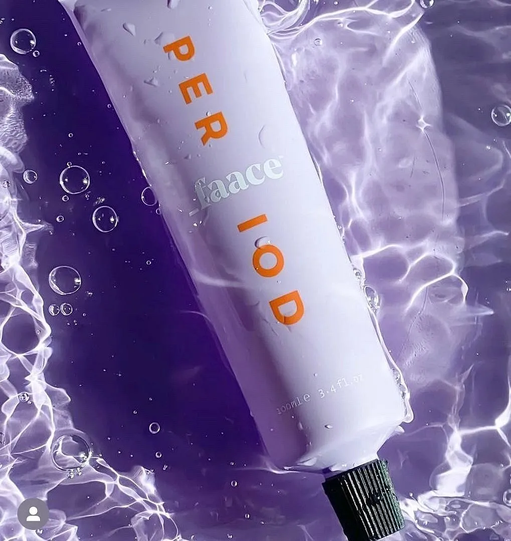 Period Gel Face Mask, FaaceTrust this gel-based, leave-on face mask to be your best friend when you’re on your period, for the product combines the reparative benefits of salicylic acid and tea tree with the hydrating and pacifying benefits of green tea, hyaluronic acid, aloe vera and lavender. Besides hormonal skin, the mask can also come in handy on days when blemishes or breakouts go out of control.Priced at ₹1,730Shop here 
